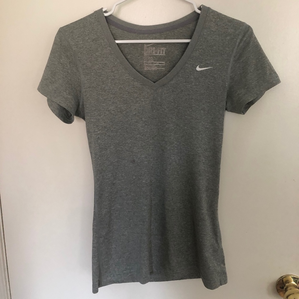 NIKE DRI-FIT Grey Workout Shirt